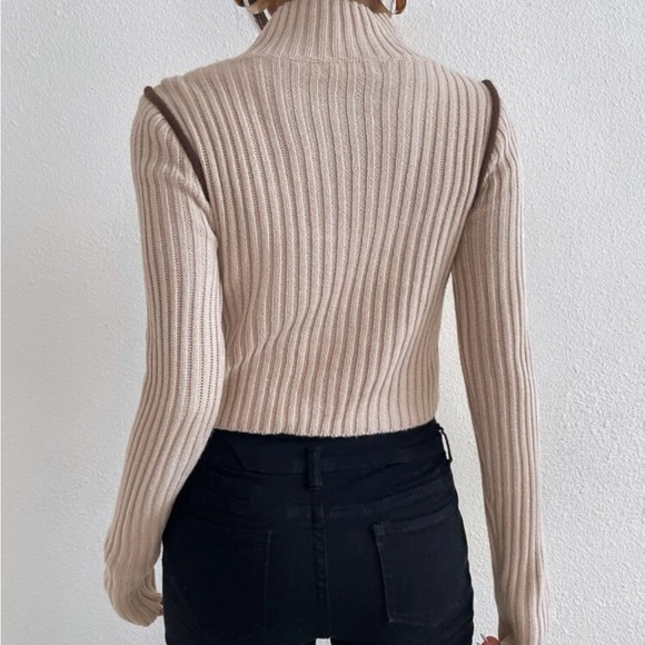 Sweater - Picture 2 of 2